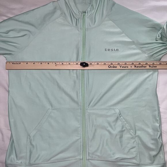 TESLA Jacket Women Size XL Green Running Hooded Thumb Holes Full Zip Lightweight - Picture 9 of 16